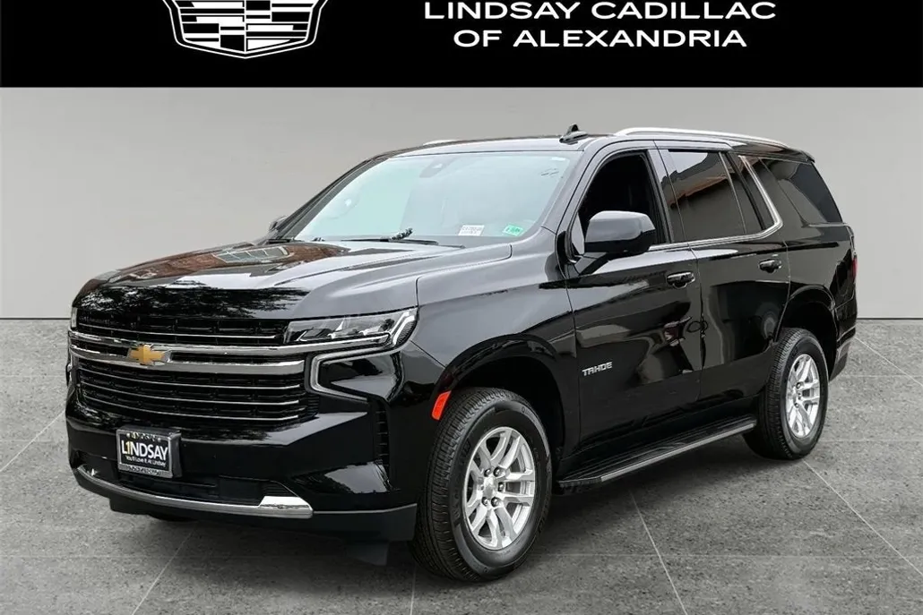 2021 Chevrolet Tahoe LT photo 1