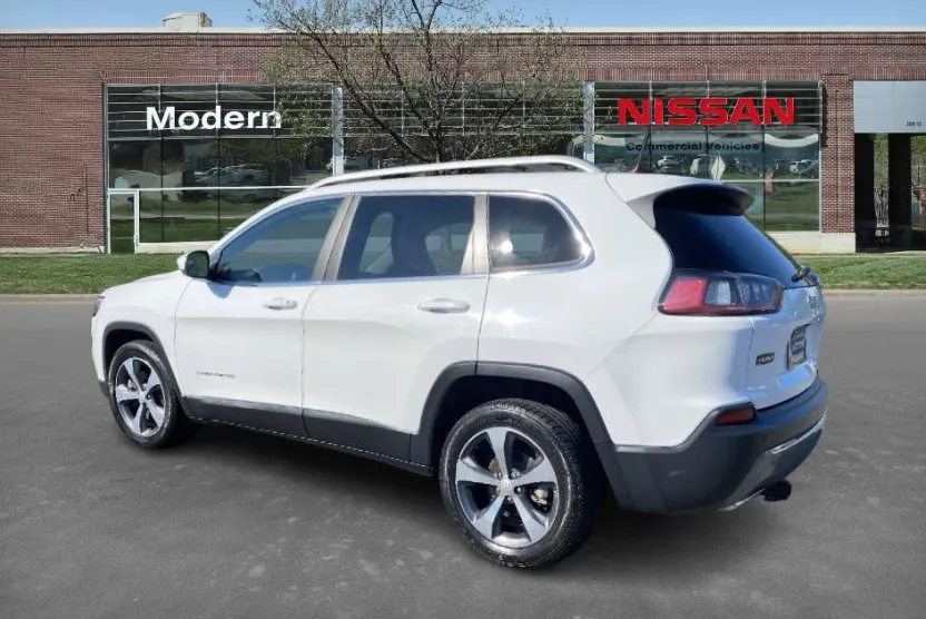 2019 Jeep Cherokee Limited photo 1