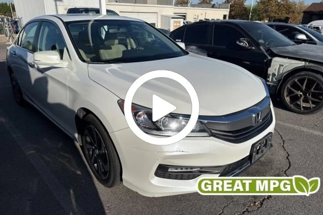 2017 Honda Accord EX photo 1