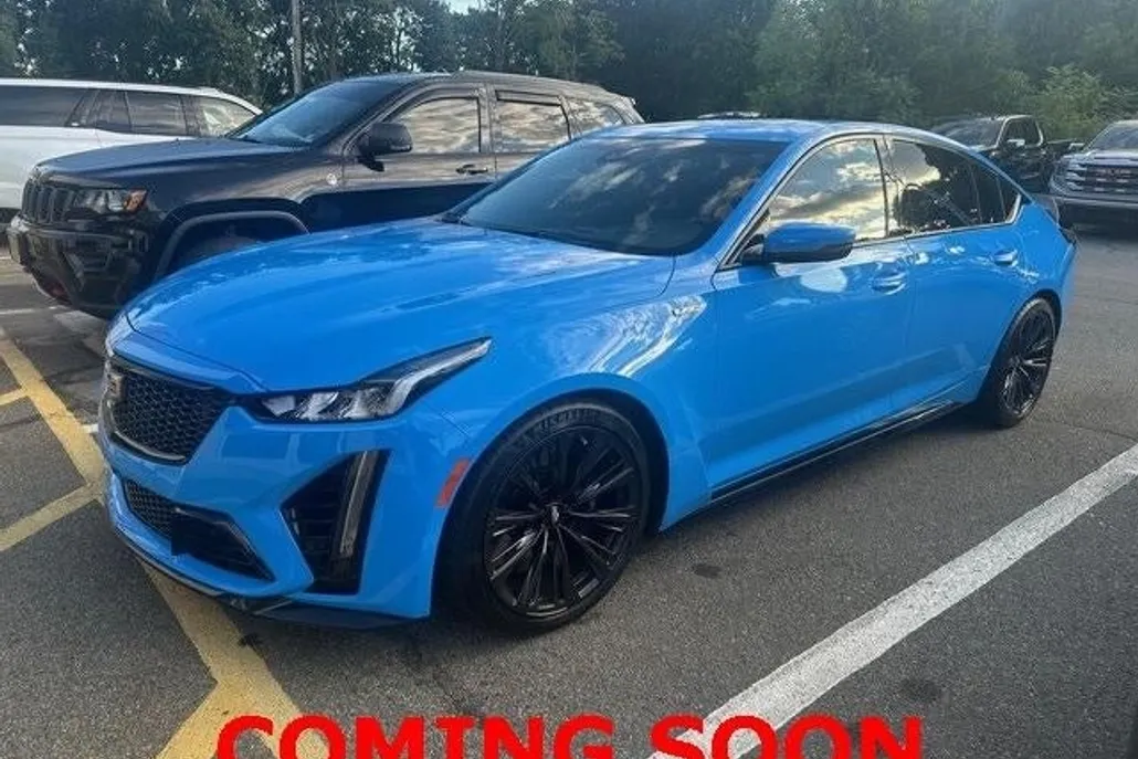 2023 Cadillac CT5 V photo 1