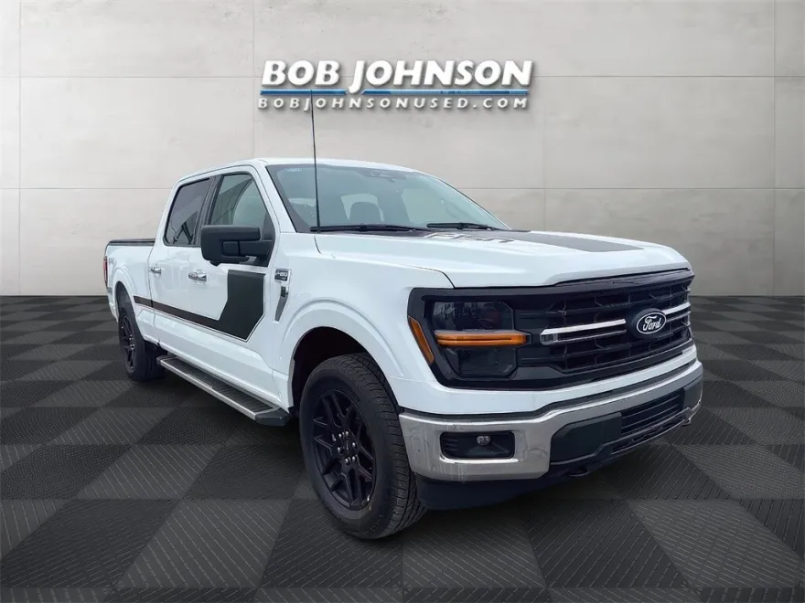 2024 Ford F-150 XLT photo 1