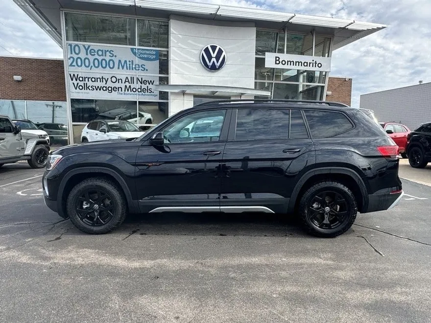 2025 Volkswagen Atlas Peak Edition SE Technology photo 1