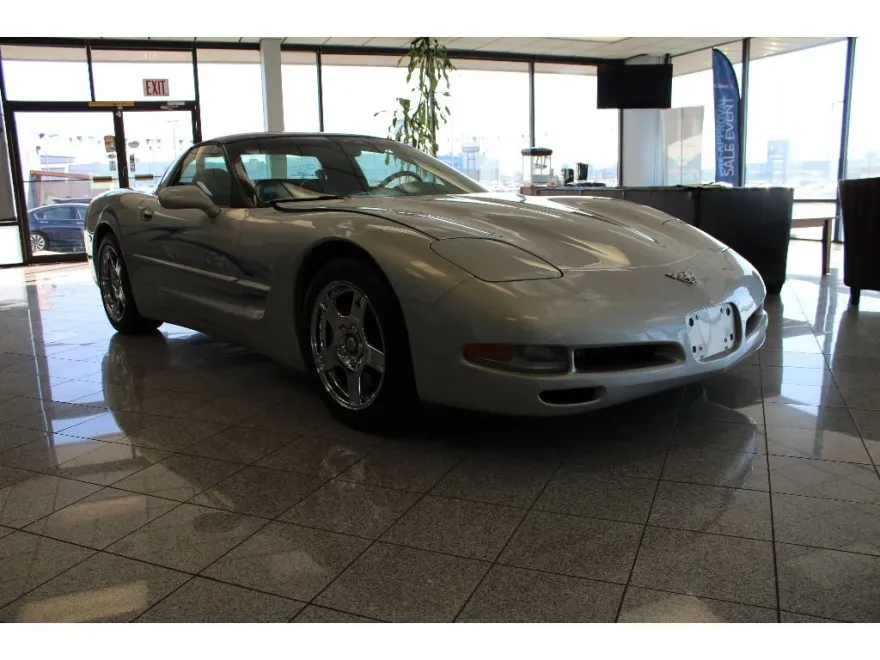 1998 Chevrolet Corvette Base photo 1