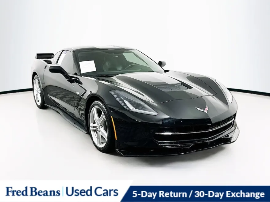 2017 Chevrolet Corvette Stingray 1LT photo 1