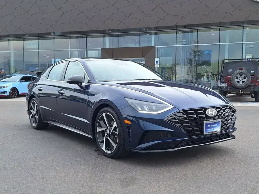 2022 Hyundai Sonata SEL Plus photo 1