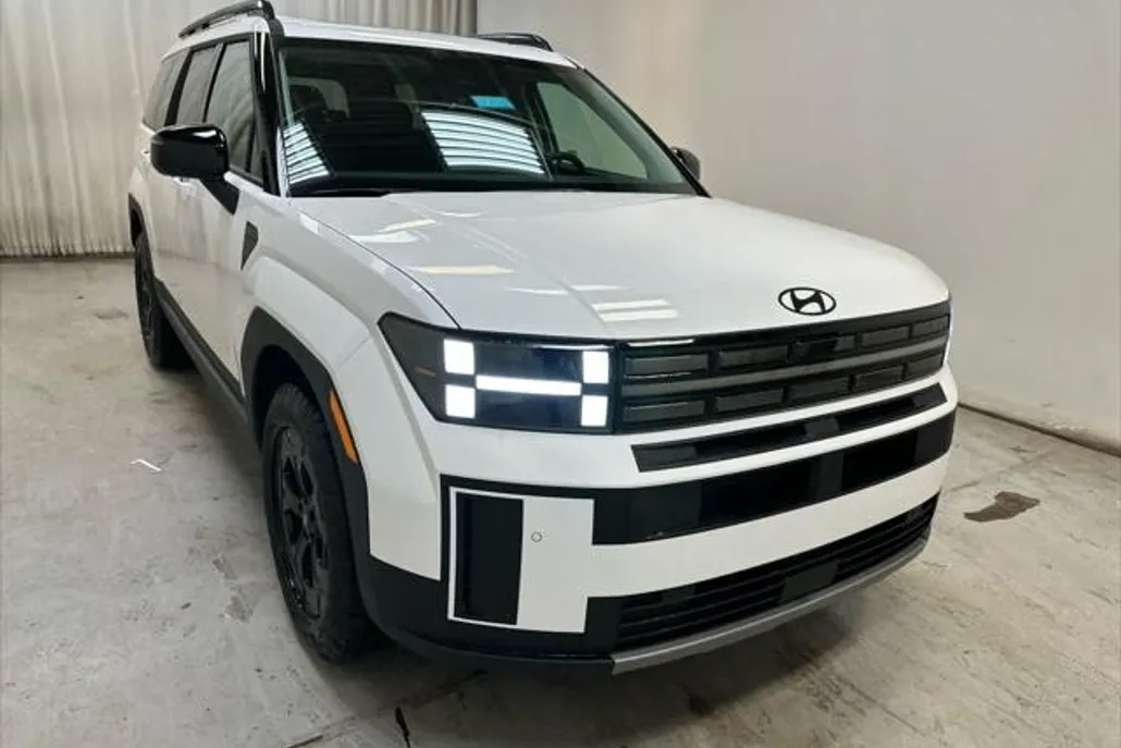 2025 Hyundai Santa Fe XRT photo 1