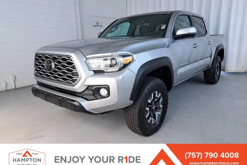 2023 Toyota Tacoma TRD Off-Road photo 1