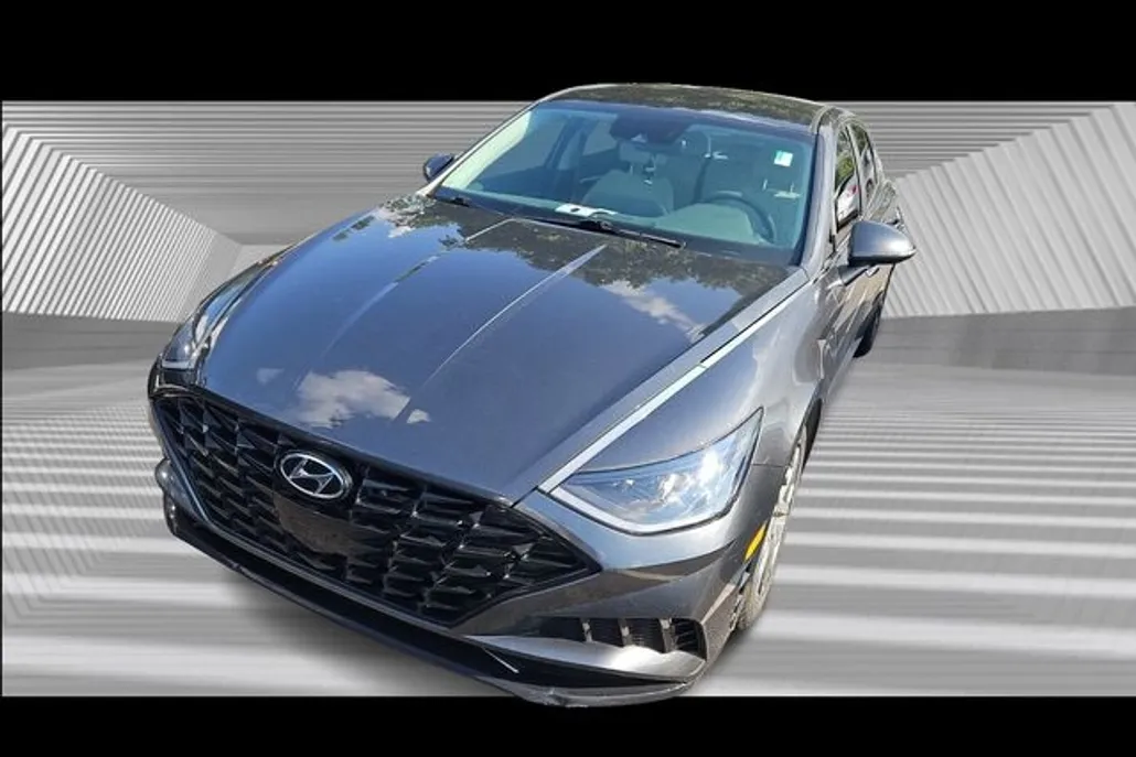 2022 Hyundai Sonata SEL photo 1