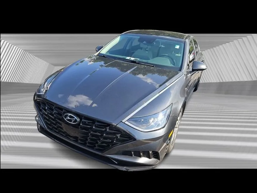 2022 Hyundai Sonata SEL photo 1