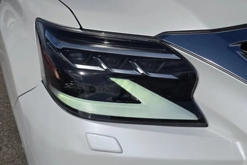 2022 Lexus GX 460 Premium photo 1