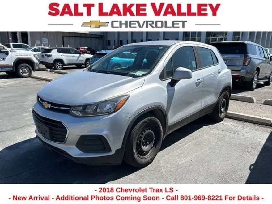 2018 Chevrolet Trax LS photo 1