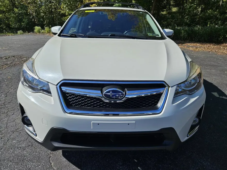 2017 Subaru Crosstrek 2.0i Limited photo 1