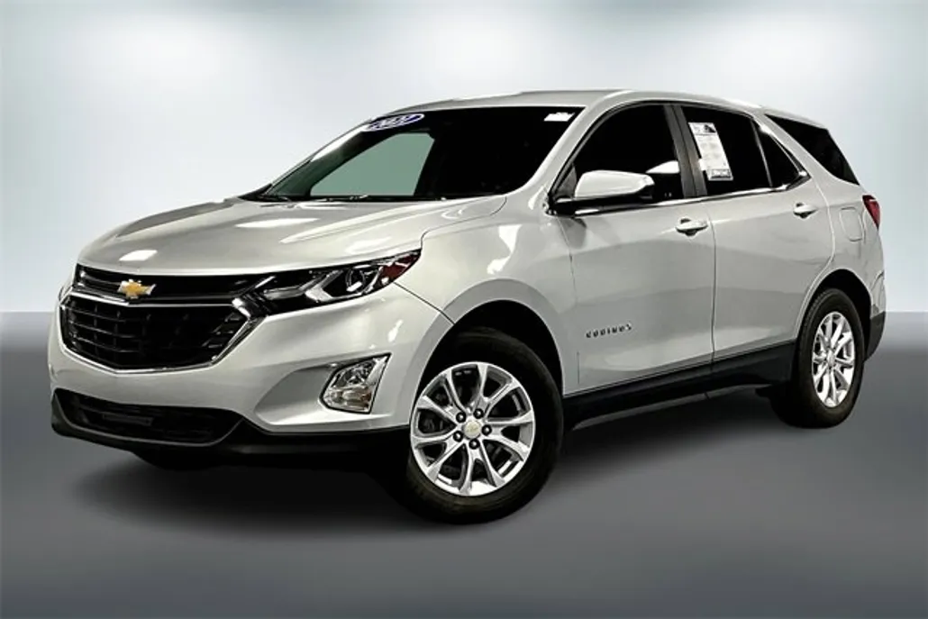 2021 Chevrolet Equinox LT photo 1