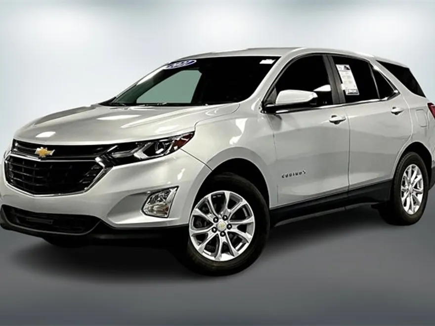 2021 Chevrolet Equinox LT photo 1