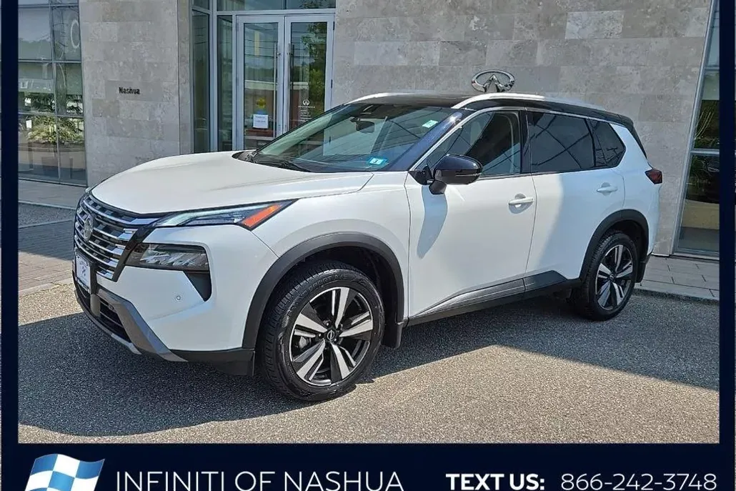 2024 Nissan Rogue SL photo 1