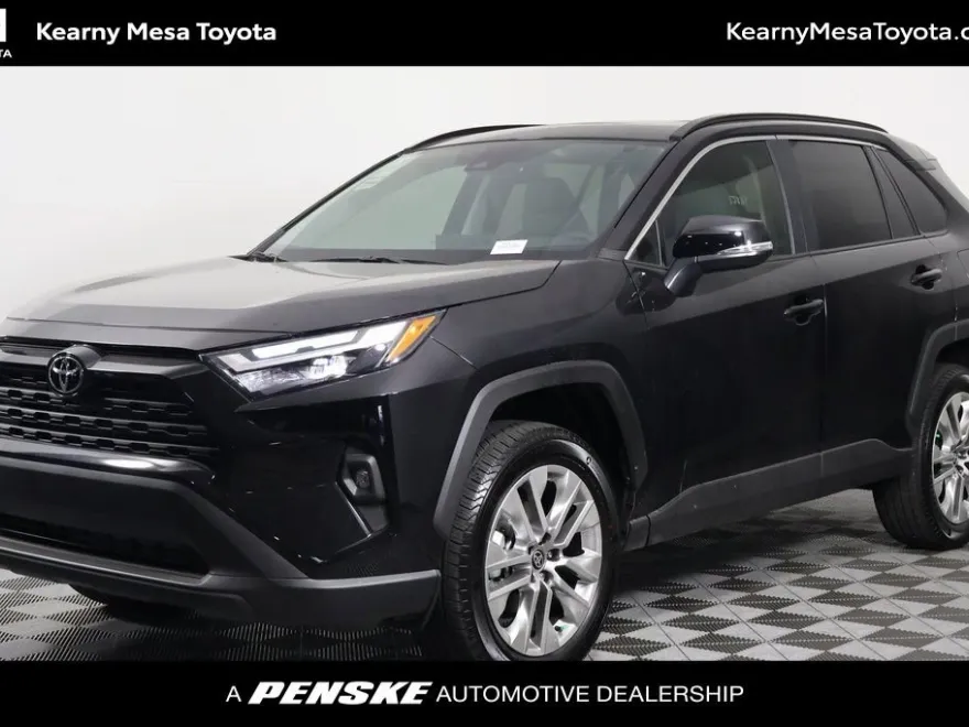 2025 Toyota RAV4 XLE Premium photo 1
