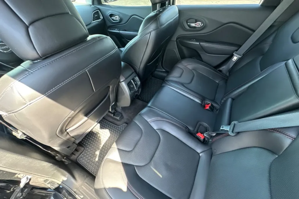 2019 Jeep Cherokee Trailhawk photo 1