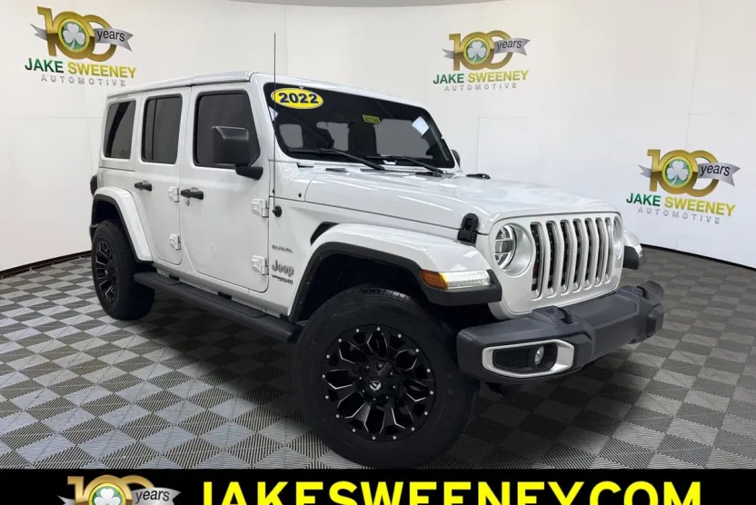 2022 Jeep Wrangler Unlimited Sahara photo 1