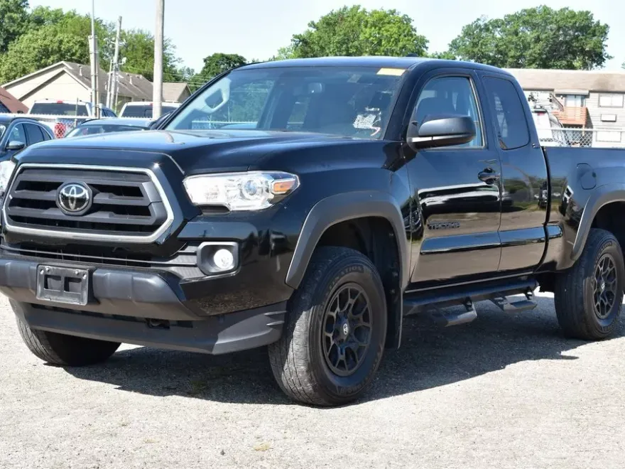 2023 Toyota Tacoma SR photo 1