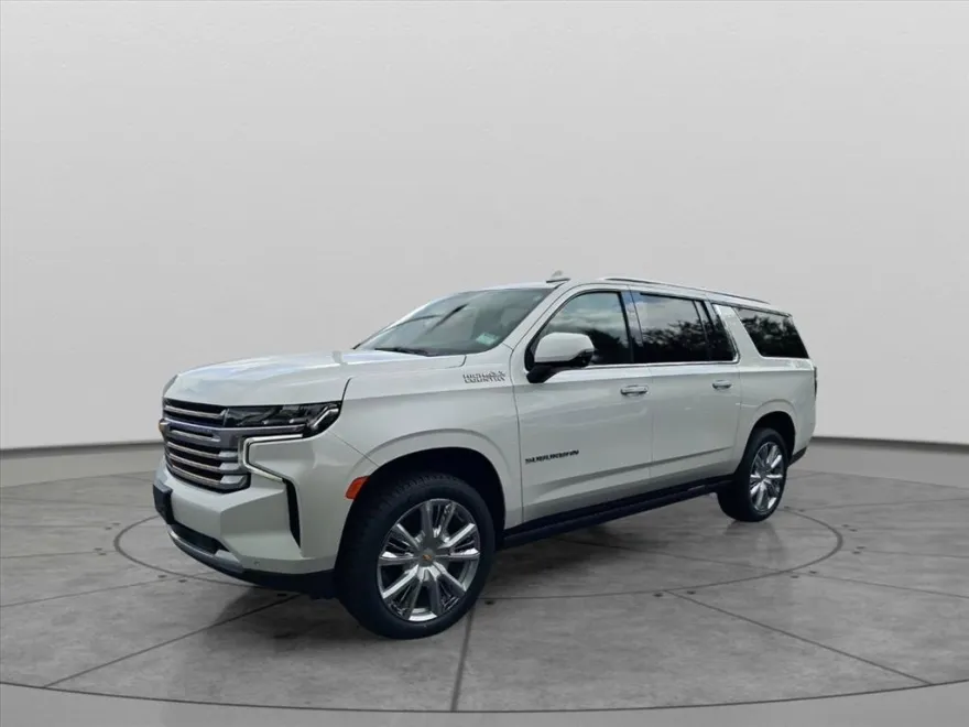2023 Chevrolet Suburban High Country photo 1