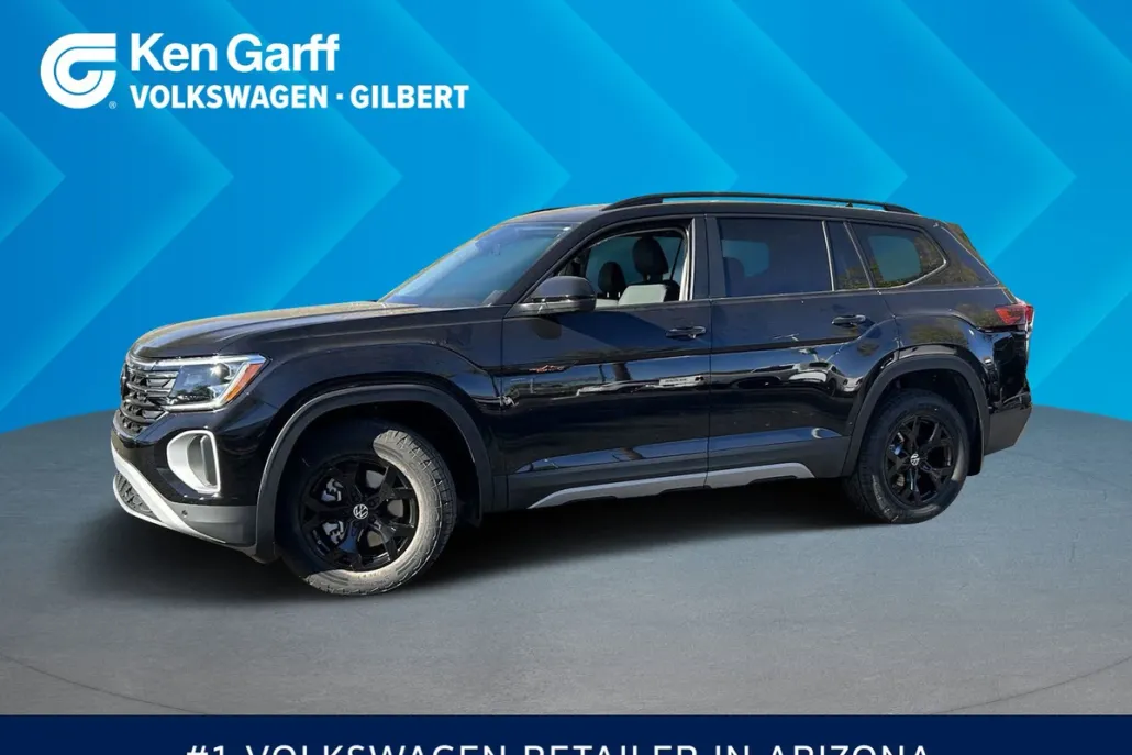 2025 Volkswagen Atlas Peak Edition SE photo 1