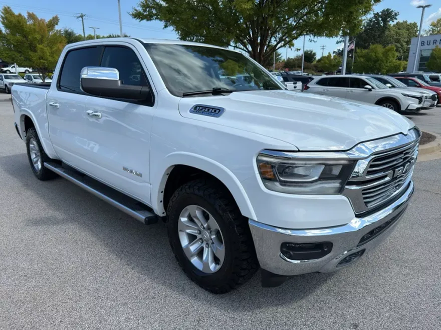 2022 Ram 1500 Laramie photo 1