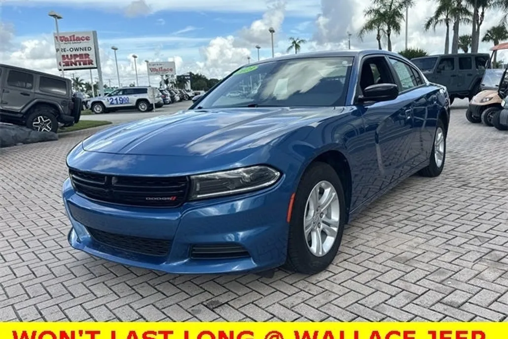 2023 Dodge Charger SXT photo 1