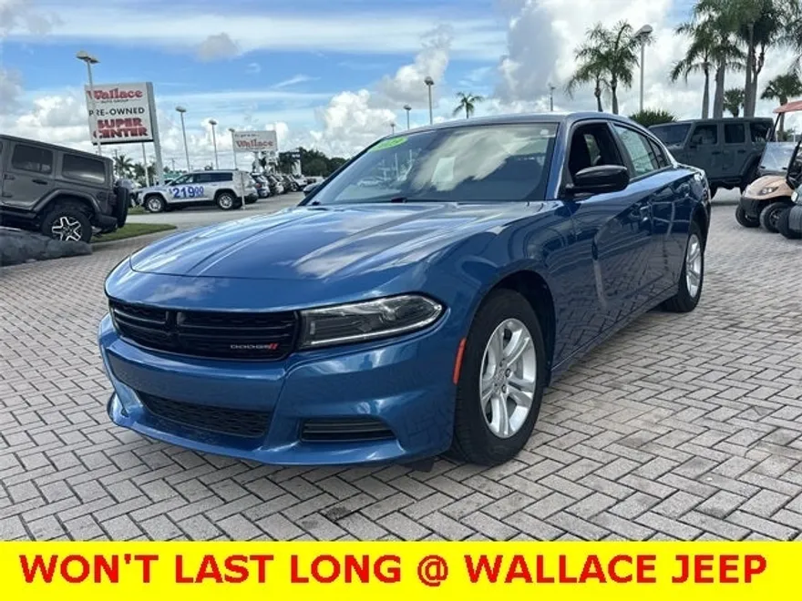 2023 Dodge Charger SXT photo 1