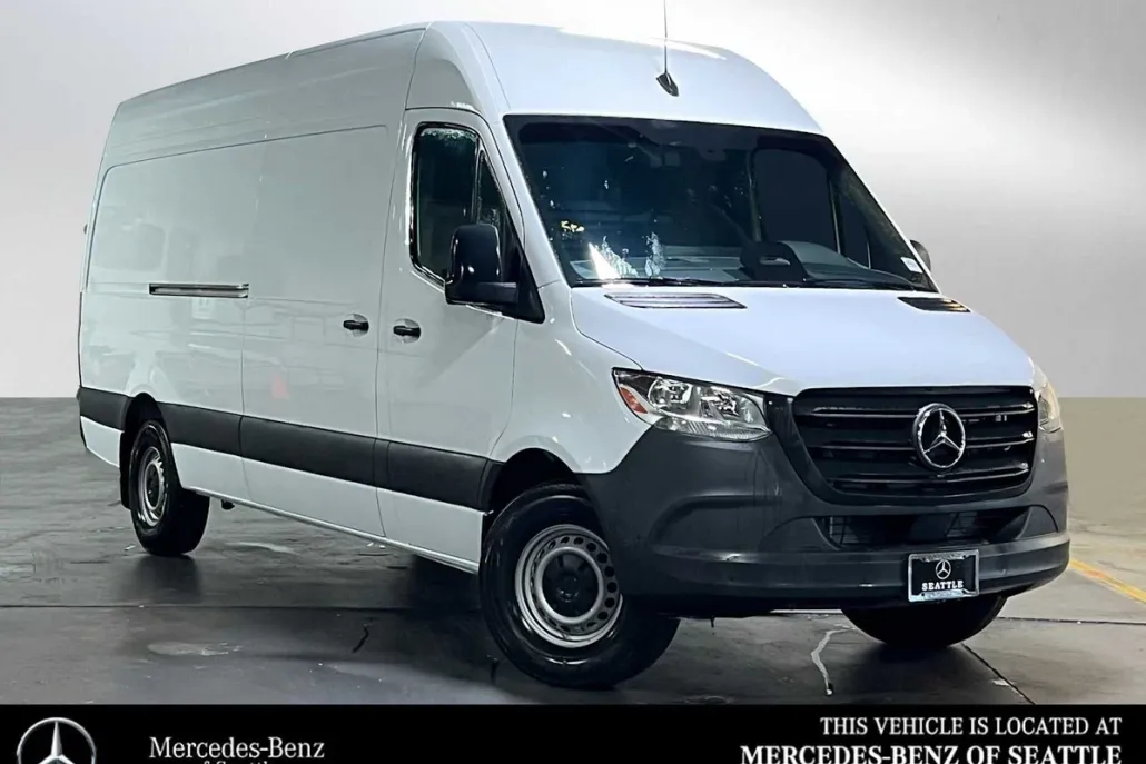 2025 Mercedes Benz Sprinter 2500 High Roof photo 1