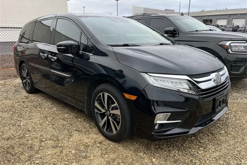 2018 Honda Odyssey Elite photo 1