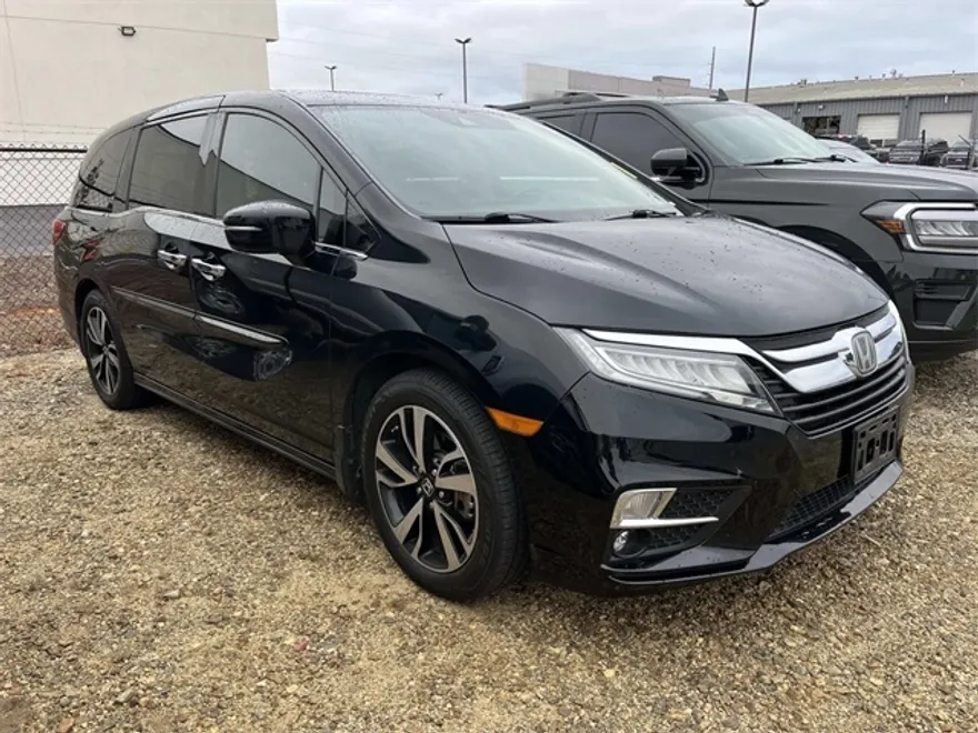 2018 Honda Odyssey Elite photo 1