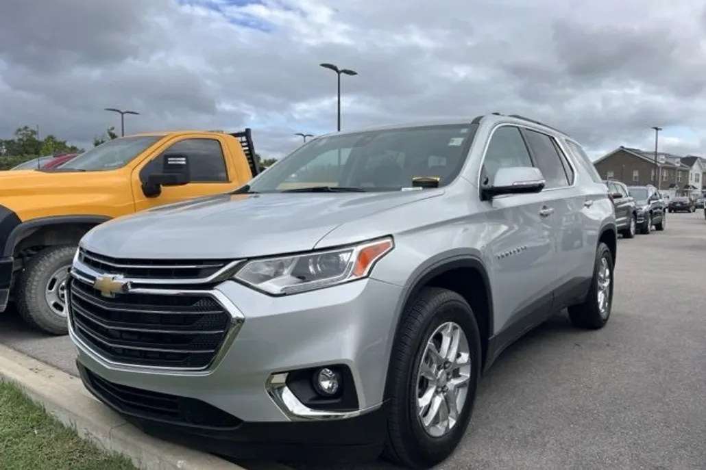 2020 Chevrolet Traverse Cloth photo 1