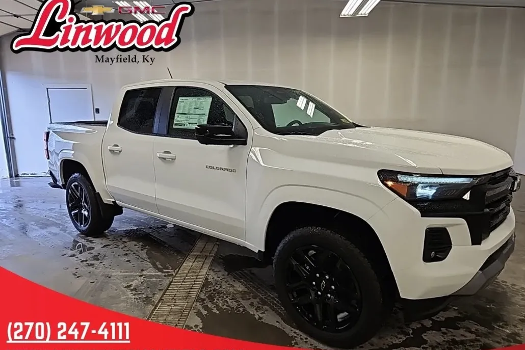 2025 Chevrolet Colorado Z71 photo 1