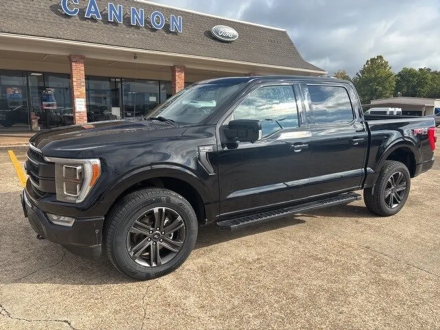 2022 Ford F-150 Lariat photo 1
