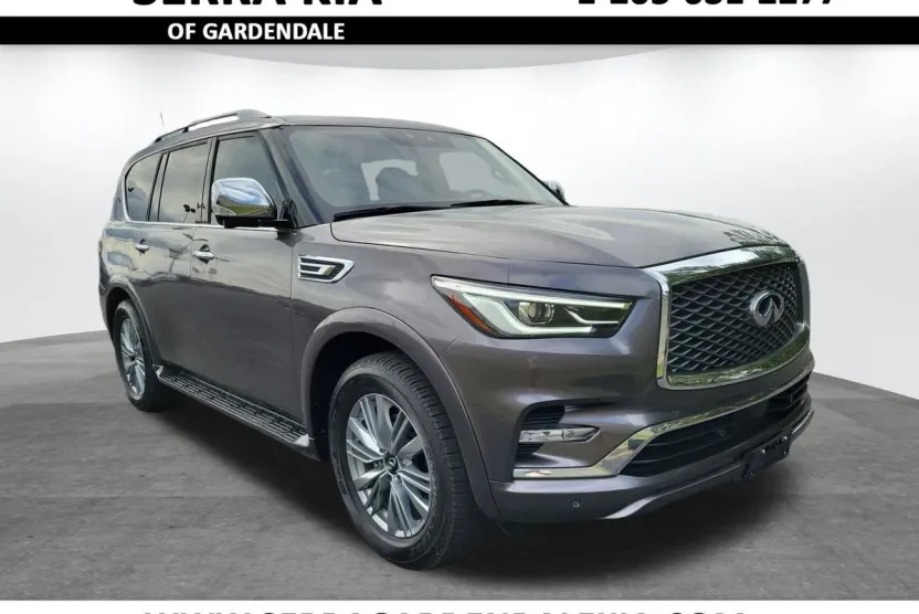 2024 Infiniti QX80 Luxe photo 1