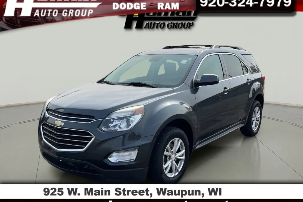 2017 Chevrolet Equinox LT photo 1
