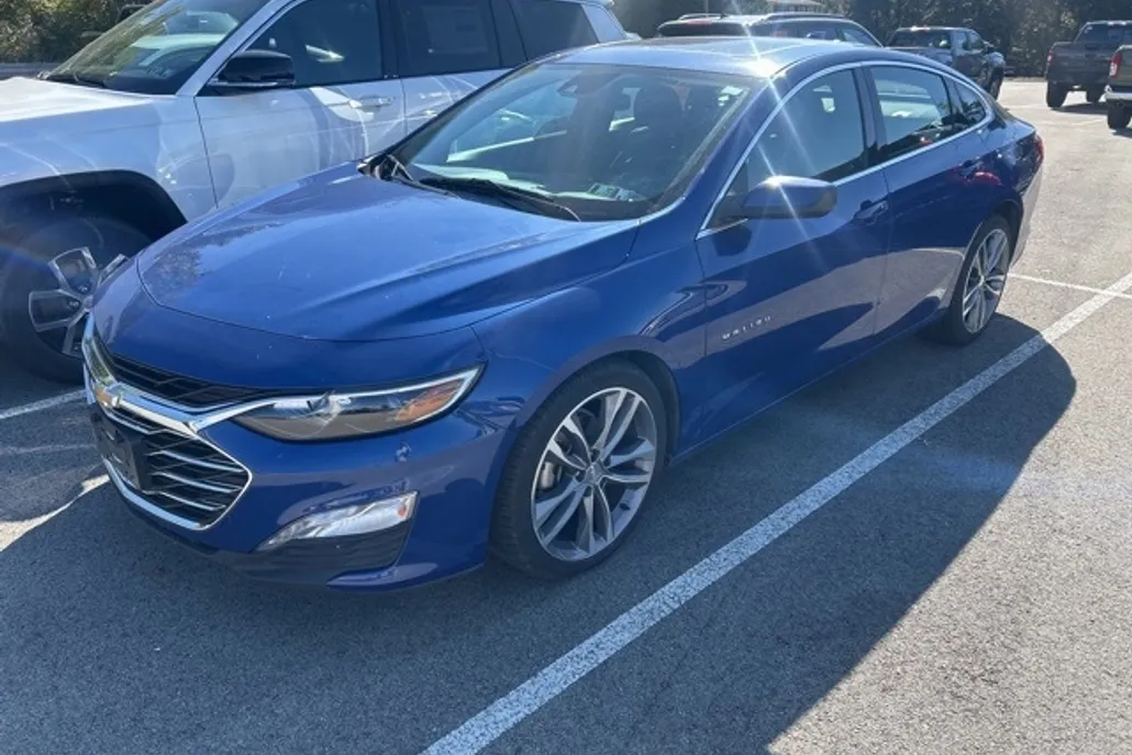 2023 Chevrolet Malibu 1LT photo 1