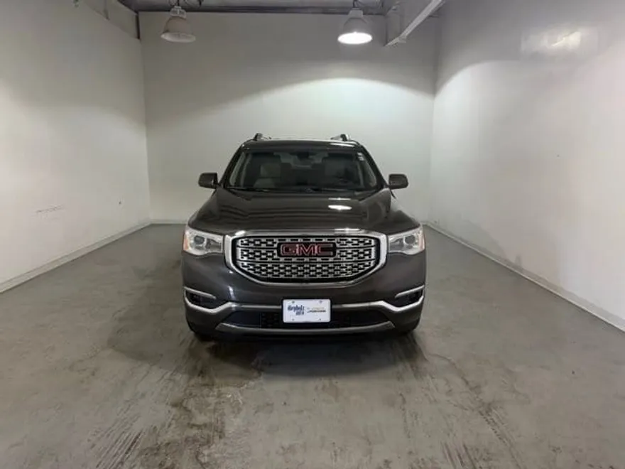 2019 Gmc Acadia Denali photo 1