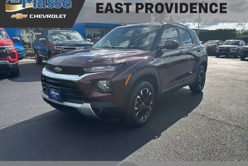 2022 Chevrolet Trailblazer LT photo 1