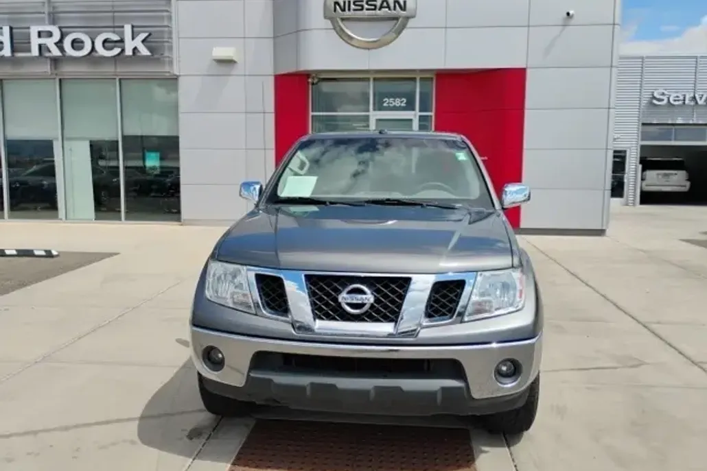 2019 Nissan Frontier SL photo 1
