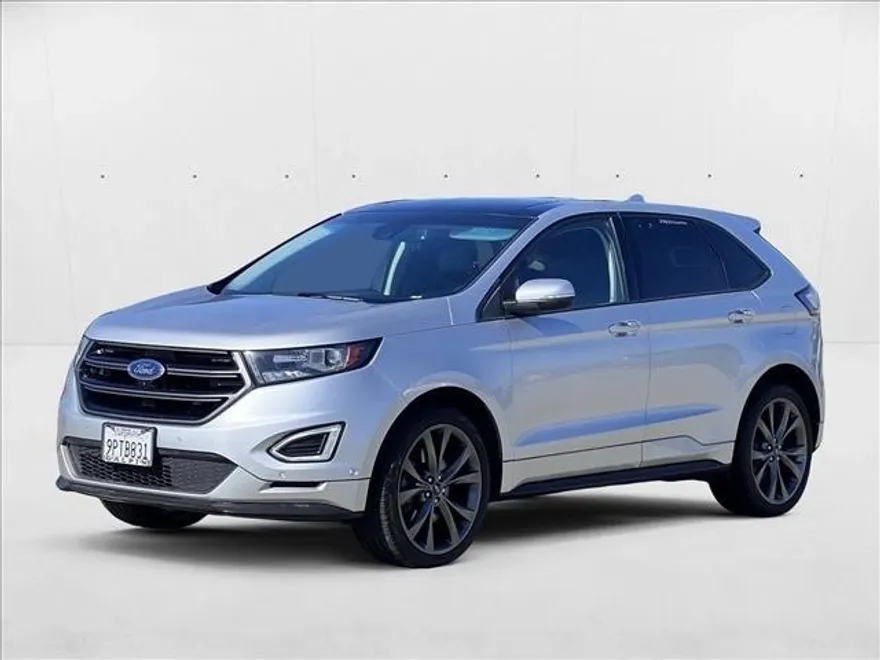 2016 Ford Edge Sport photo 1