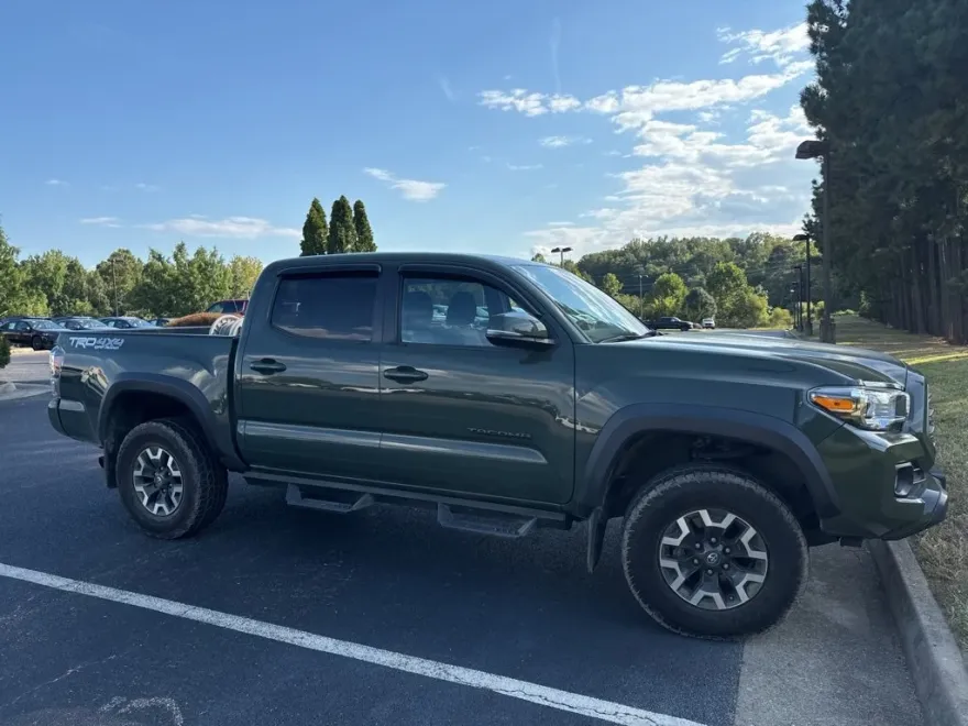 2021 Toyota Tacoma TRD Off-Road Double Cab photo 1
