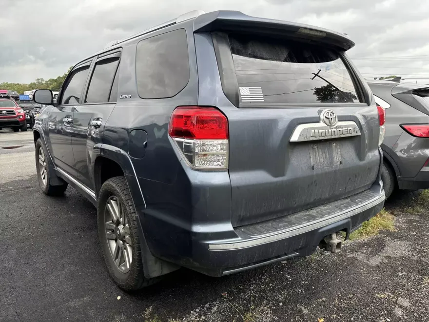 2011 Toyota 4Runner SR5 photo 1