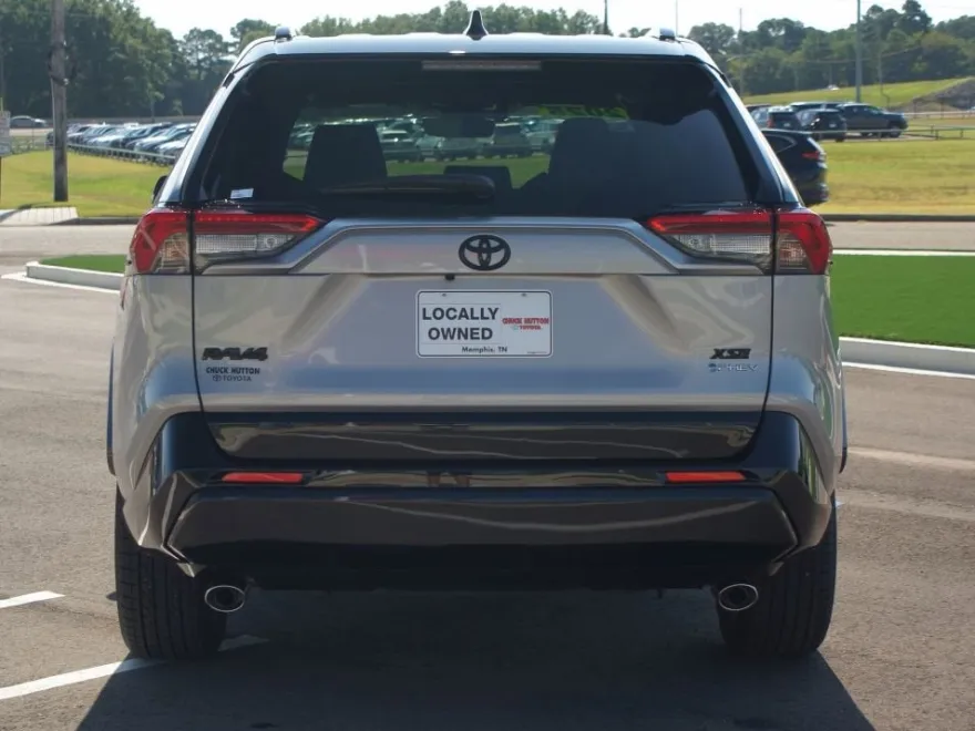 2025 Toyota RAV4 Hybrid XSE photo 1