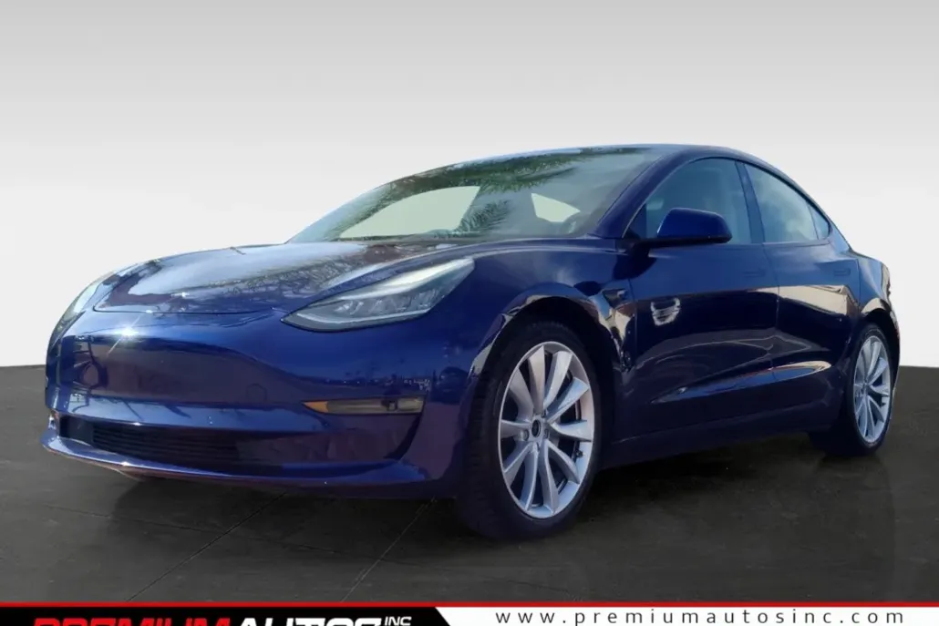 2018 Tesla Model 3 Long Range Plus photo 1