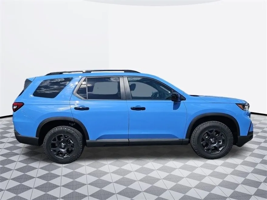 2025 Honda Pilot TrailSport photo 1