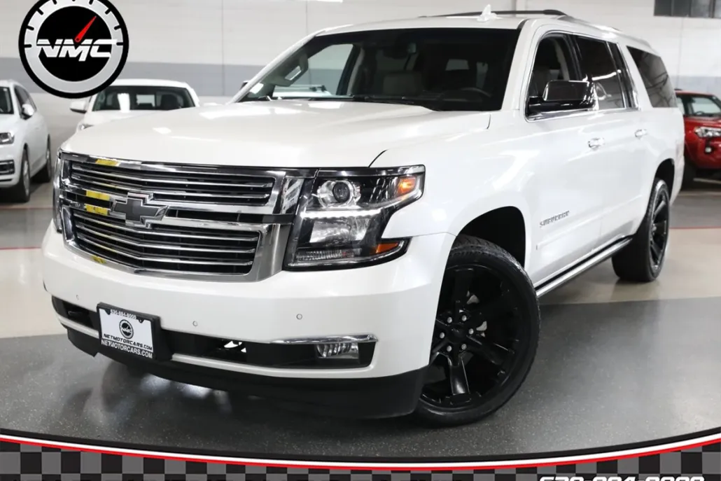 2017 Chevrolet Suburban Premier photo 1