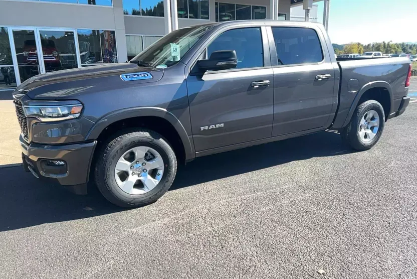 2025 Ram 1500 Big Horn photo 1