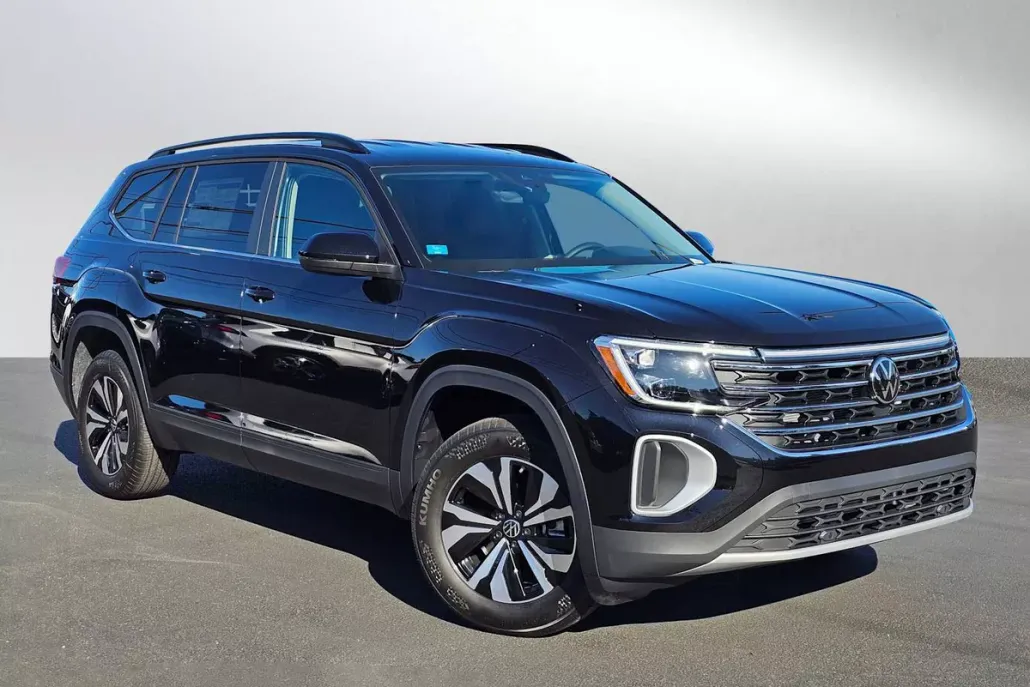 2025 Volkswagen Atlas SE photo 1