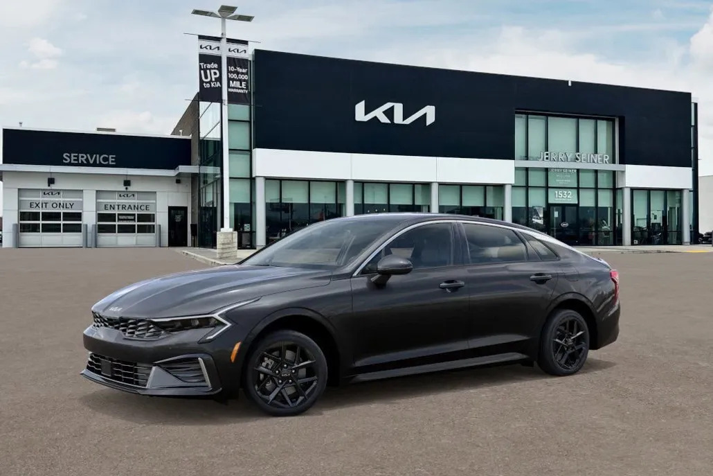 2026 Kia K5 LXS photo 1